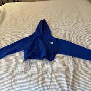 The North Face cropped blue hoodie (size M)